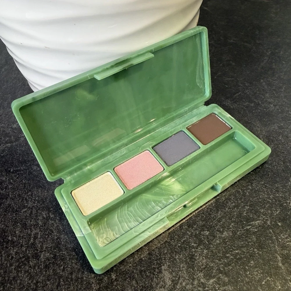 Clinique Eye Palette BEWITCHED FADED DENIM SILVER LINING SUGAR SUGAR Quad